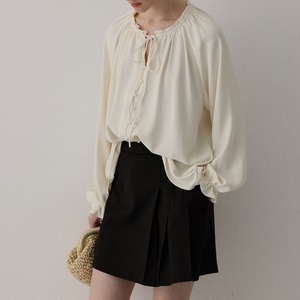 Ribbon Tie Puff Sleeve Blouse T3705