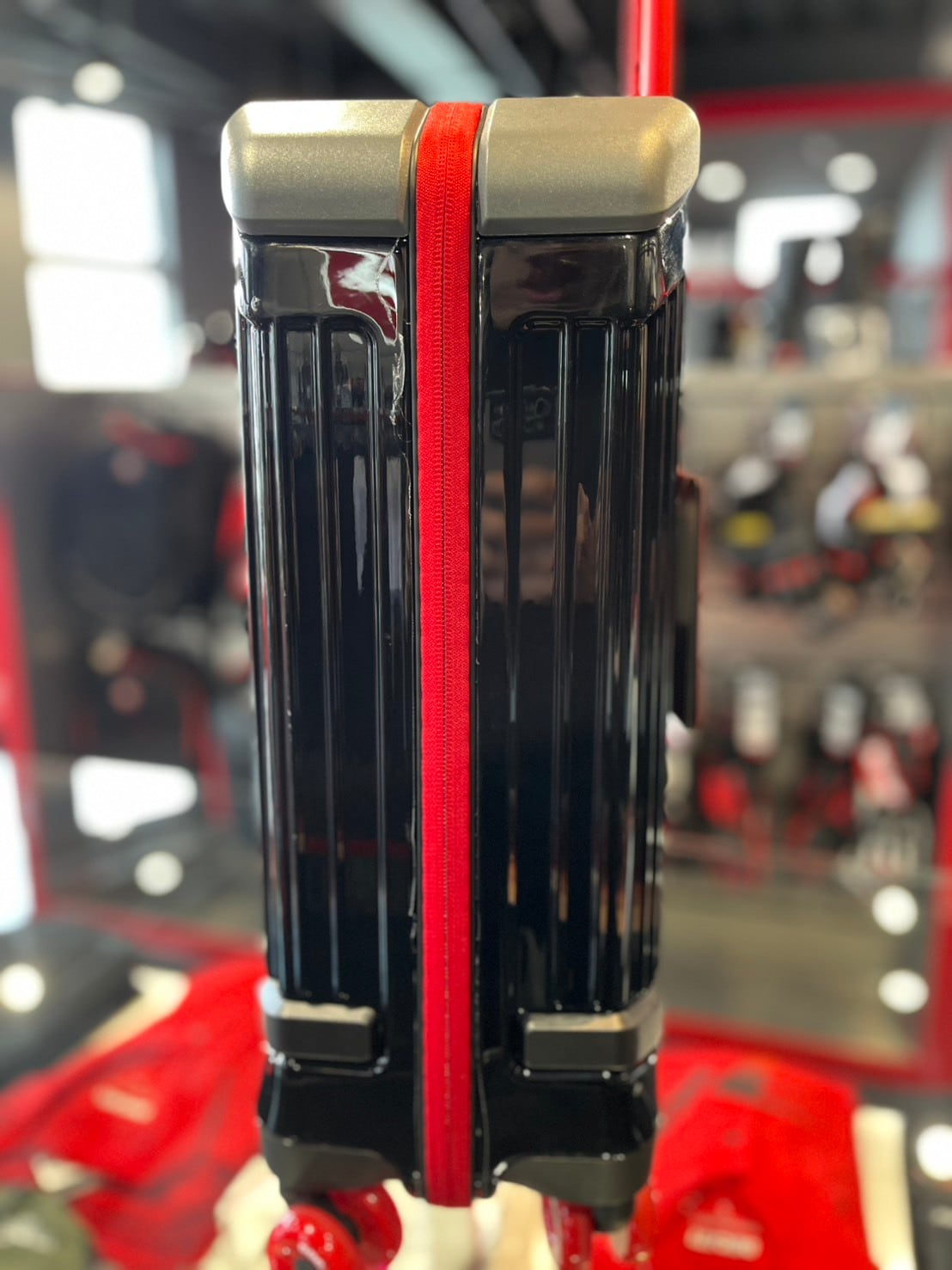 D-Piquadro（キャリーケース） | ドゥカティ千葉セントラル