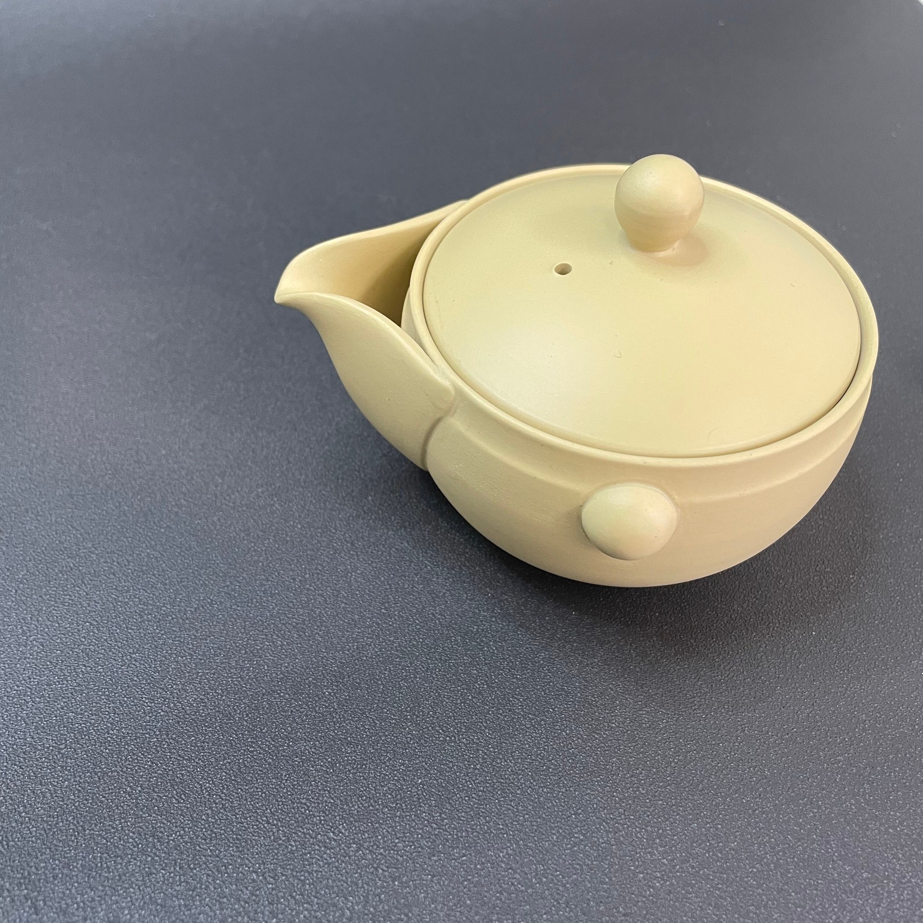 常滑 高資陶苑 白泥宝瓶 iso113 | ISOBEYA