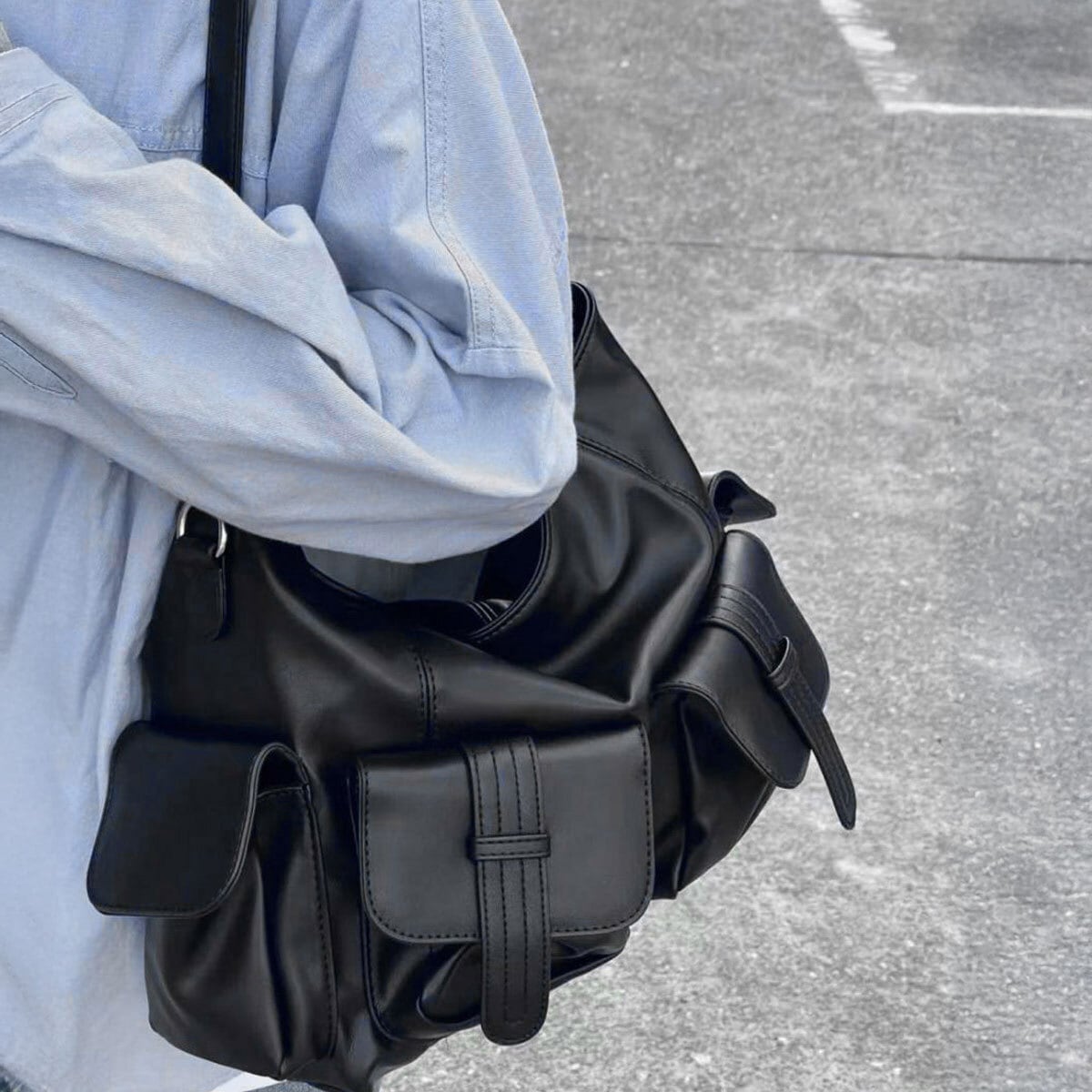 ショルダーバッグ レディース メンズ 多収納 大容量 通勤 通学 韓国 マルチポケット おしゃれ ロック 原宿系 ストリート カジュアル ブラック 黒 大人可愛い 大人女子