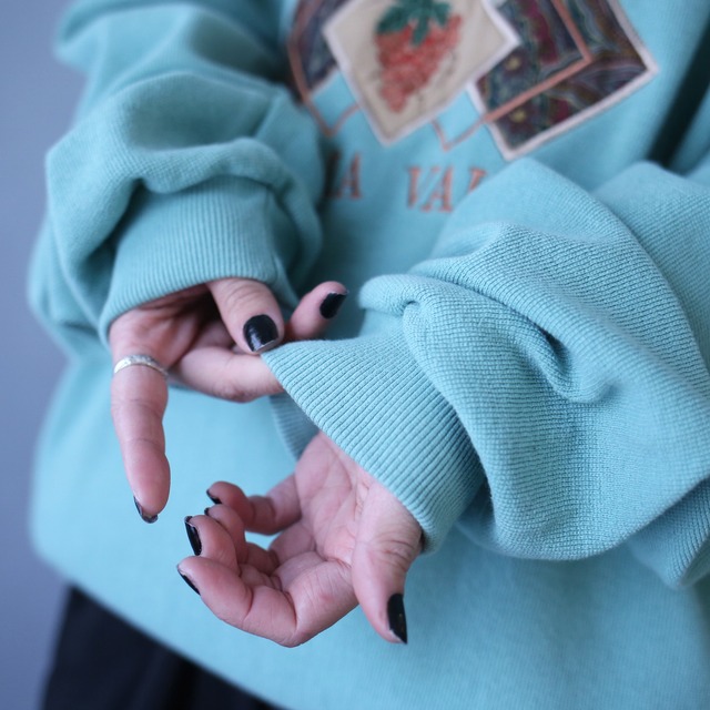 "刺繍" tiffany blue good coloring design over silhouette henry-neck sweat pullover