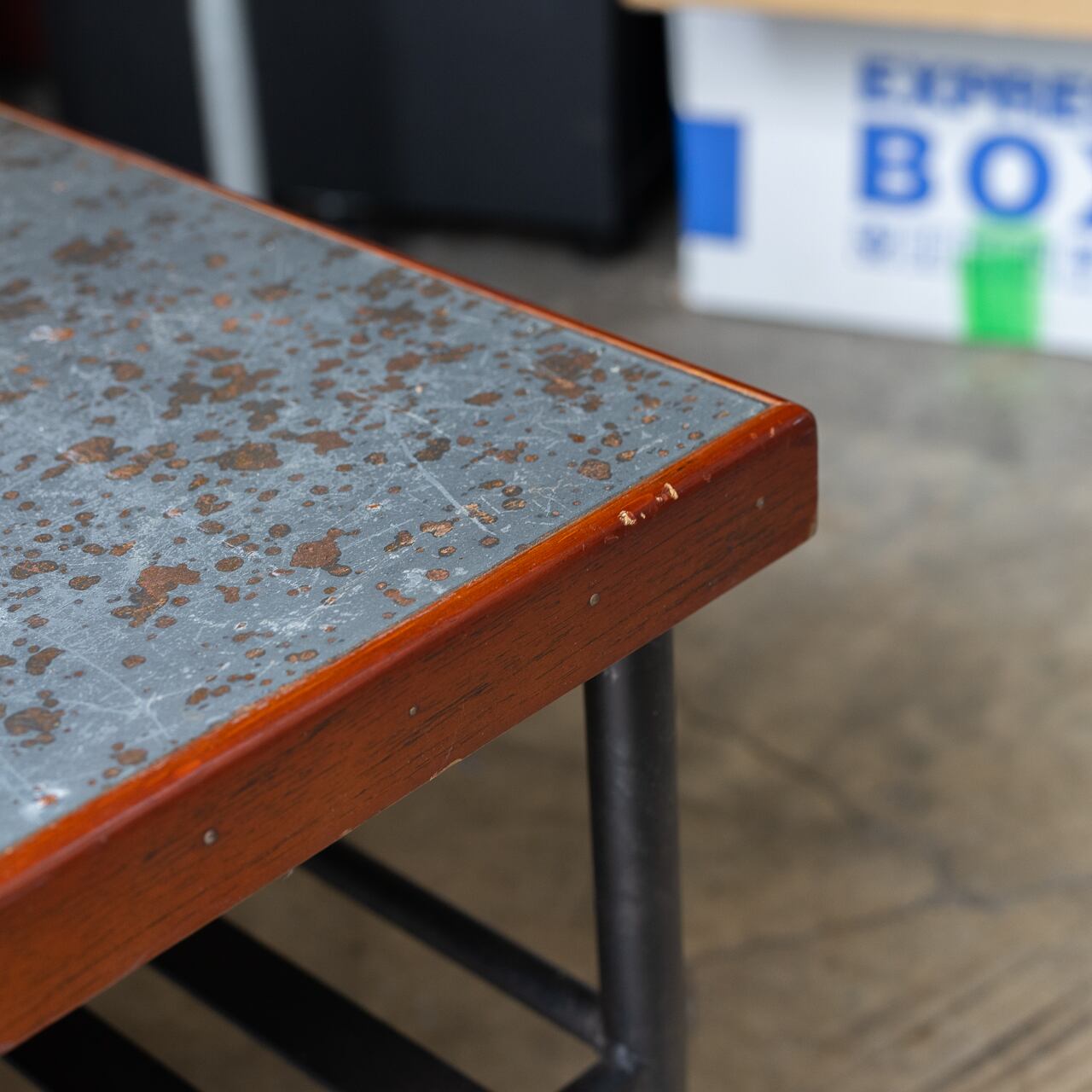 GUINESS STEEL COFFEE TABLE | トリノス-torinoth- | 新宿区神楽坂の