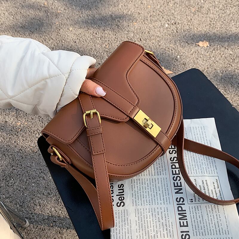 スタンダードオータムウィンターレッド レトロ 秋物 冬物 サドルバッグ シートバッグ 手作りハンドバック34234408794