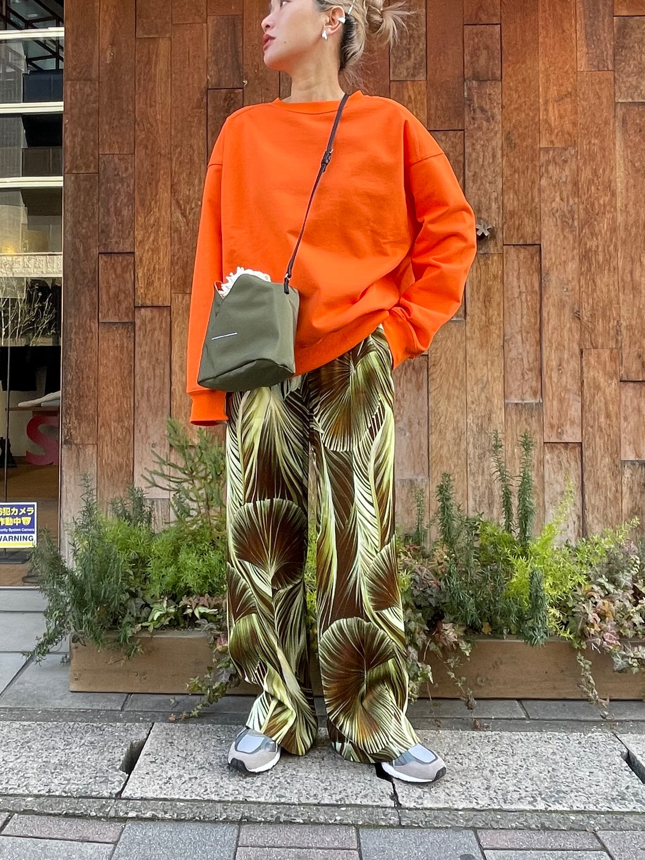 23SS】CINOH チノ / RAYON PRINT RELAX PANTS［GREEN］ | TRENT  