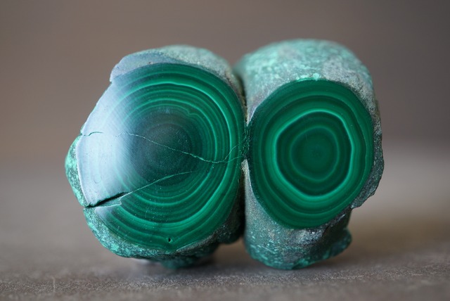 マラカイト Malachite 1320