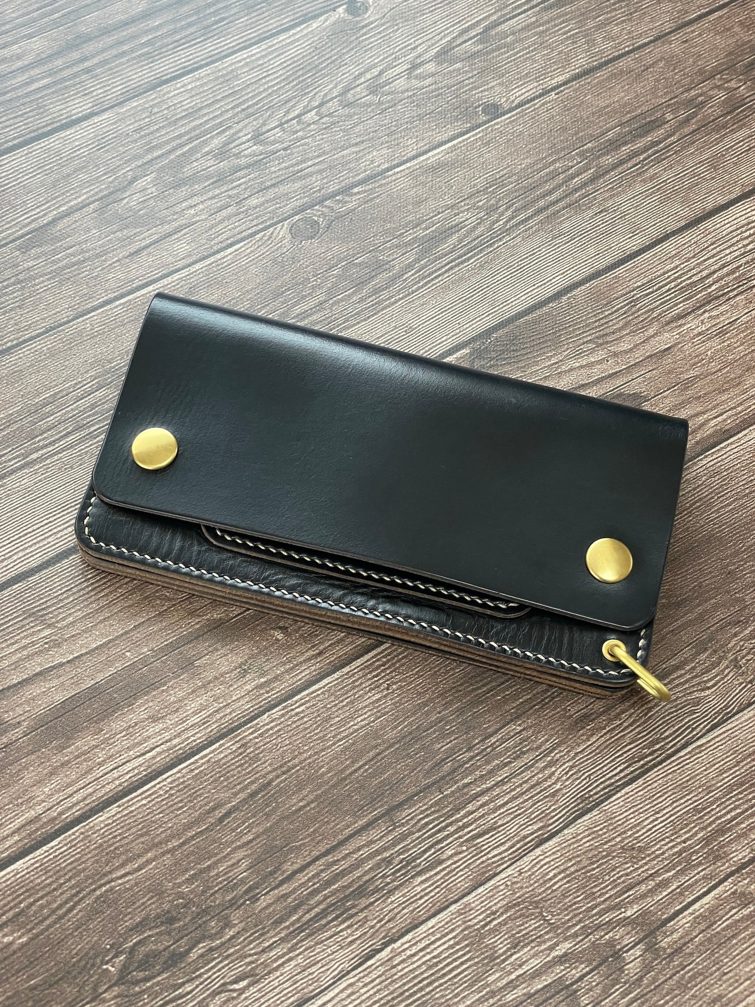 在庫品】トラッカーウォレット/クロムエクセル・茶芯ブラック | 革工房