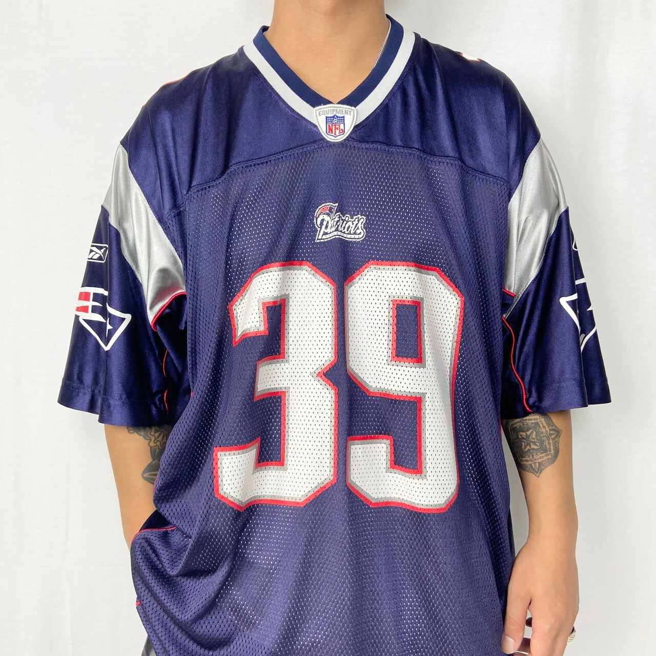 リーボック Reebok NFL NEW ENGLAND PATRIOTS ニューイングランドペイトリオッツ Vネック ゲームシャツ フットボールシャツ メンズM /eaa325376