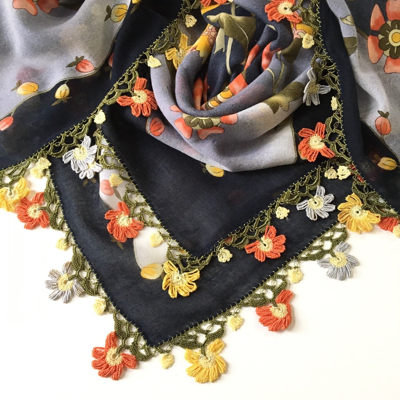 トゥーオヤのスカーフ ②