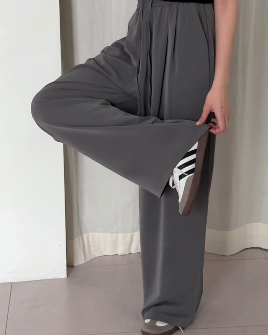 ワイドイージーパンツ