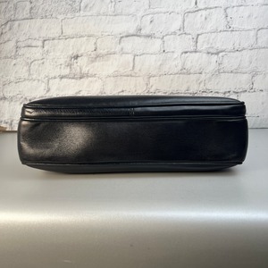 CHANEL シャネル ココマーク  ラムスキン ショルダーバッグ ブラック A-10330