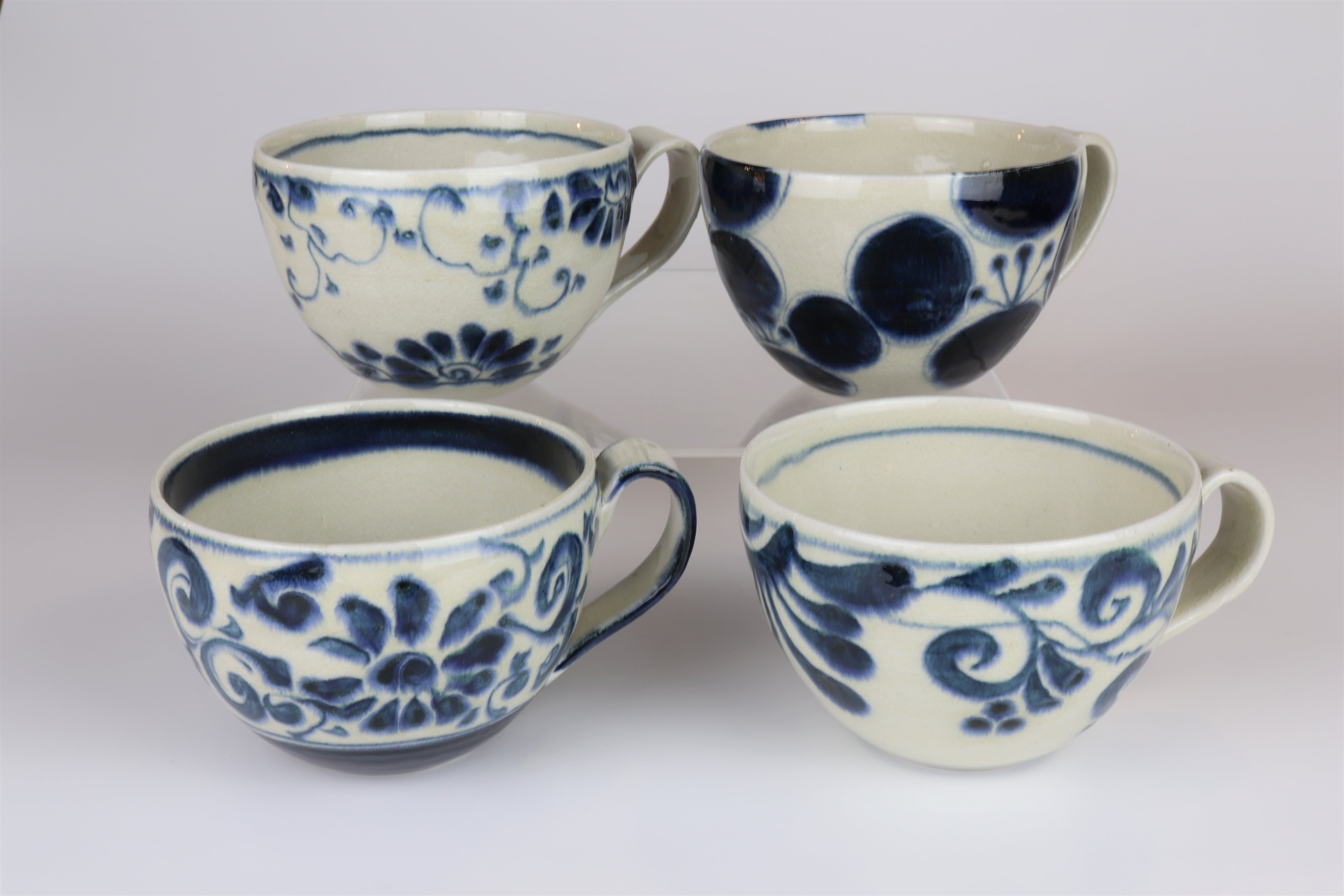 安南 カフェオレカップ ツル唐草【B級品 特価】