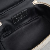 サンローラン イーストウェスト バニティバッグ ホワイト レザー