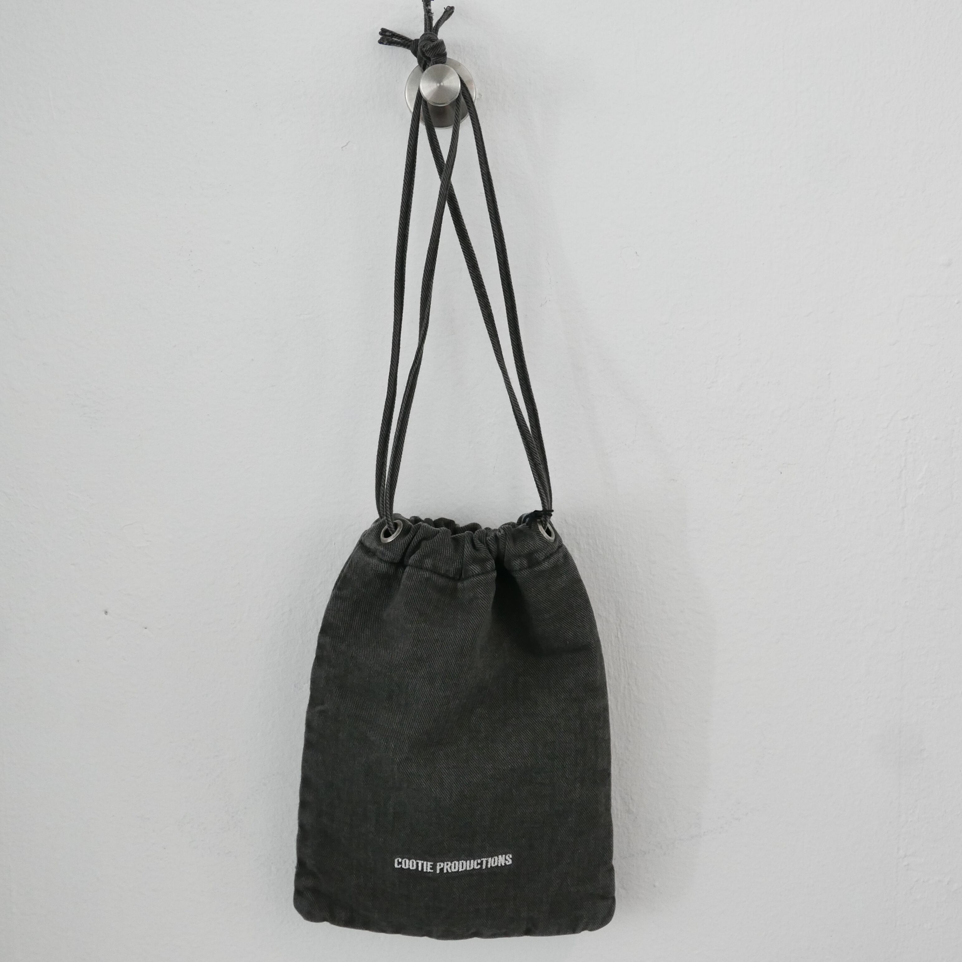 COOTIE Color Denim Drawstring Bag | integral