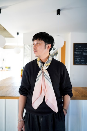 【1990s】"QU’IMPORTE LE FLACON 1988" Hermès Carré 90 Silk Scarf