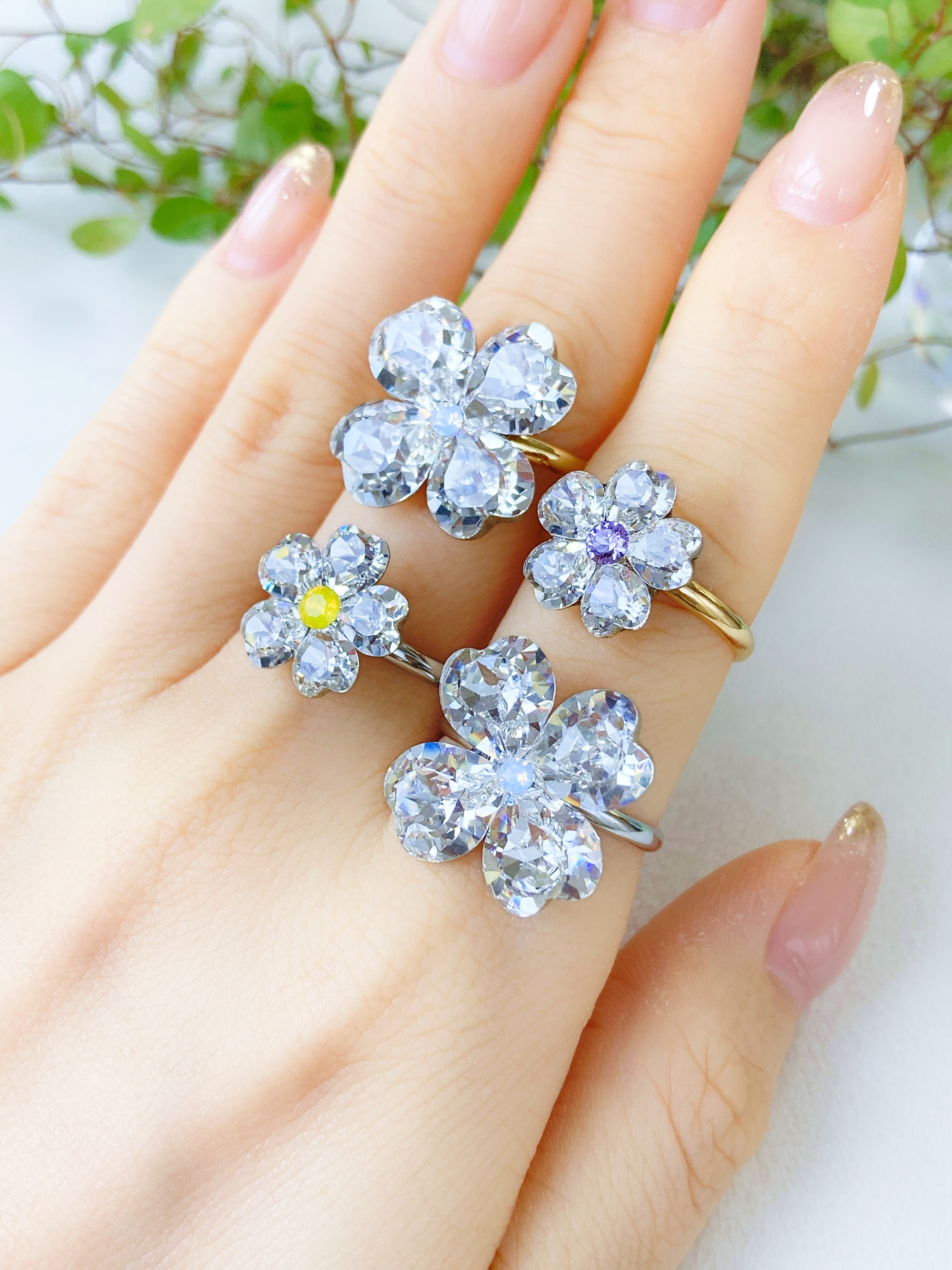 ビックキラキラクローバーリング（クリスタル） | マルベリコ