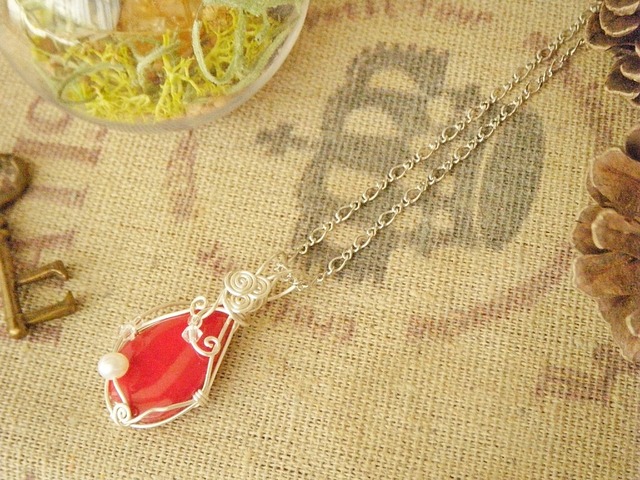 【赤珊瑚】人魚のお守りペンダント