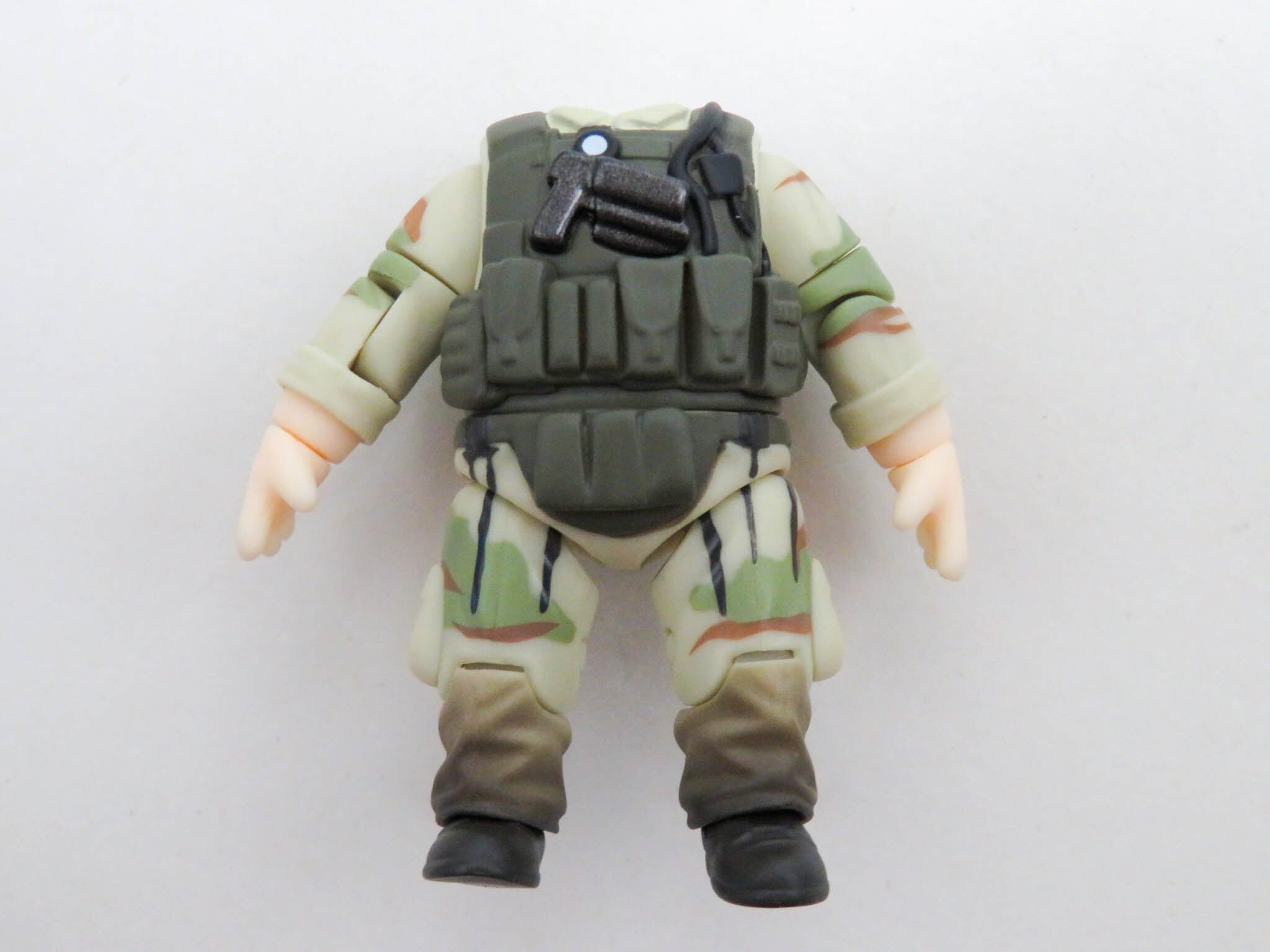【1322DX】 クリフ 体パーツ 戦闘服 ねんどろいど