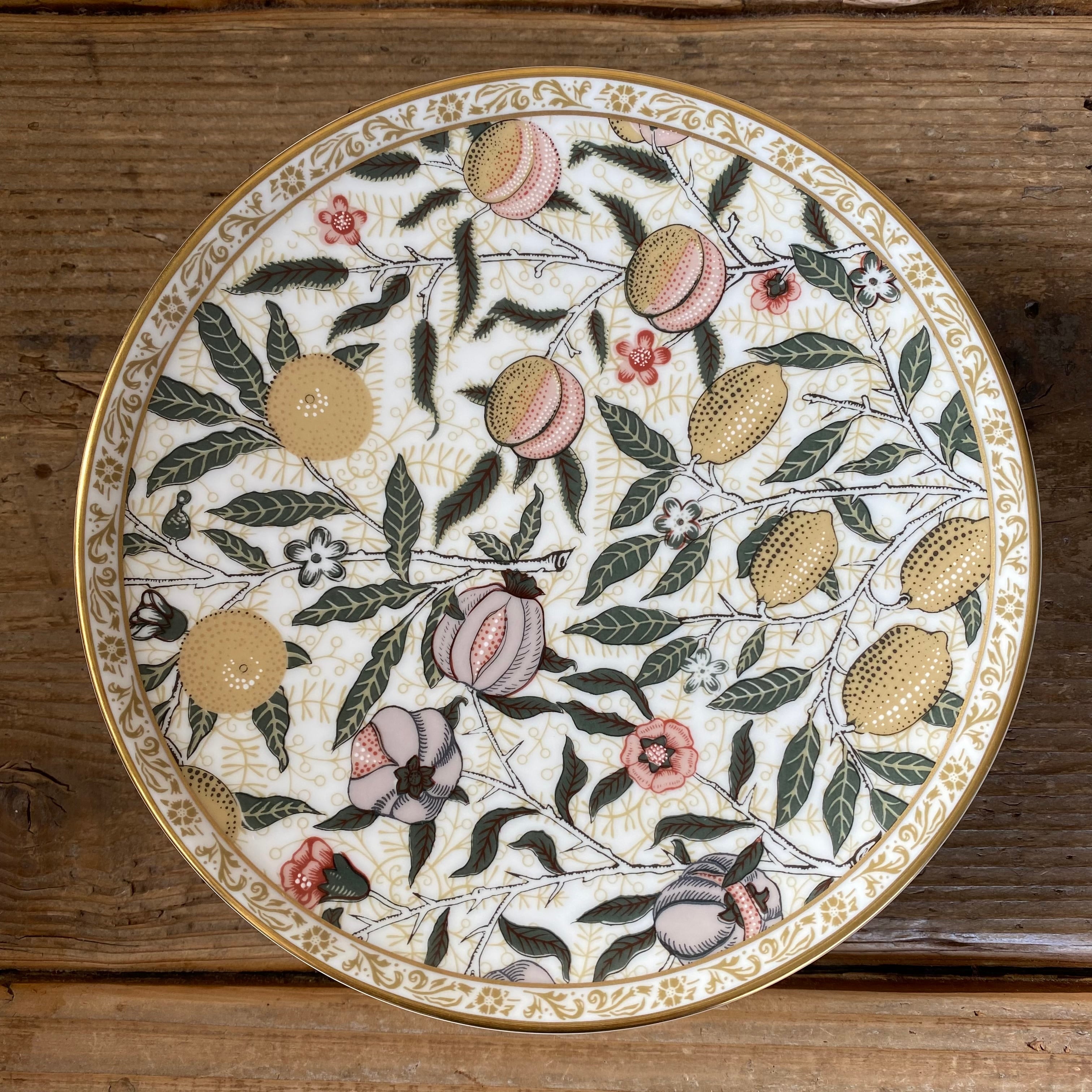 NIKKO William Morris 'fruits'cake plate | fave NIKKO William Morris 'fruits'cake plate | fave