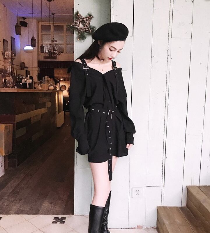 サブカル 服 地雷系 通販 ゴスロリ ストラップ ワンピース オフショルダー セクシー 膝丈 ウエストベルト 闇かわいい
