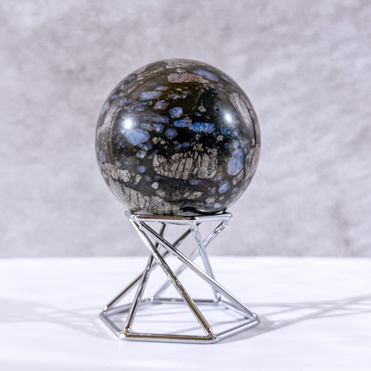 ケセラストーン スフィア ＊ Que Sera Stone ＊ 天然石