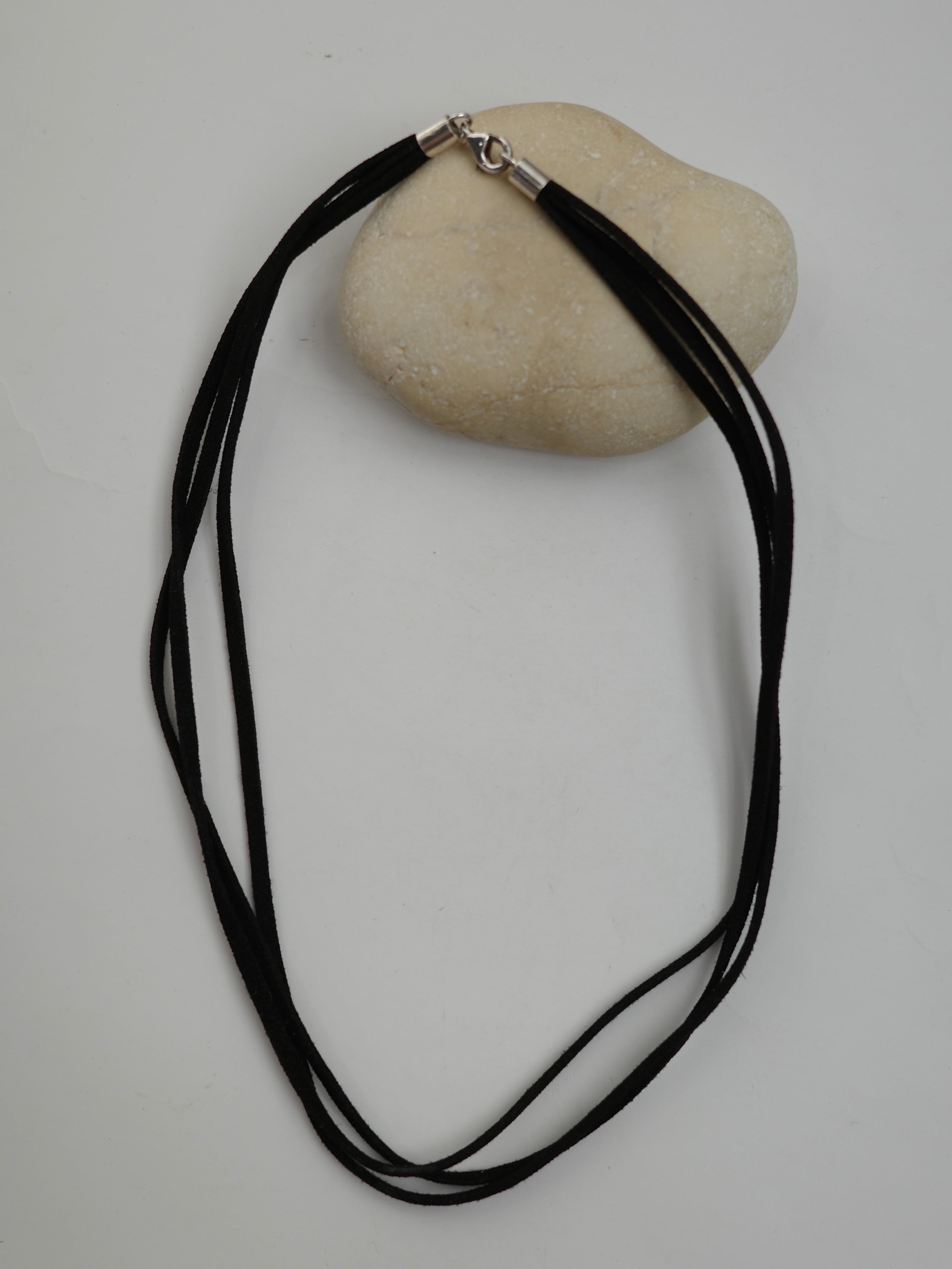 〈vintage〉suede necklace/triple