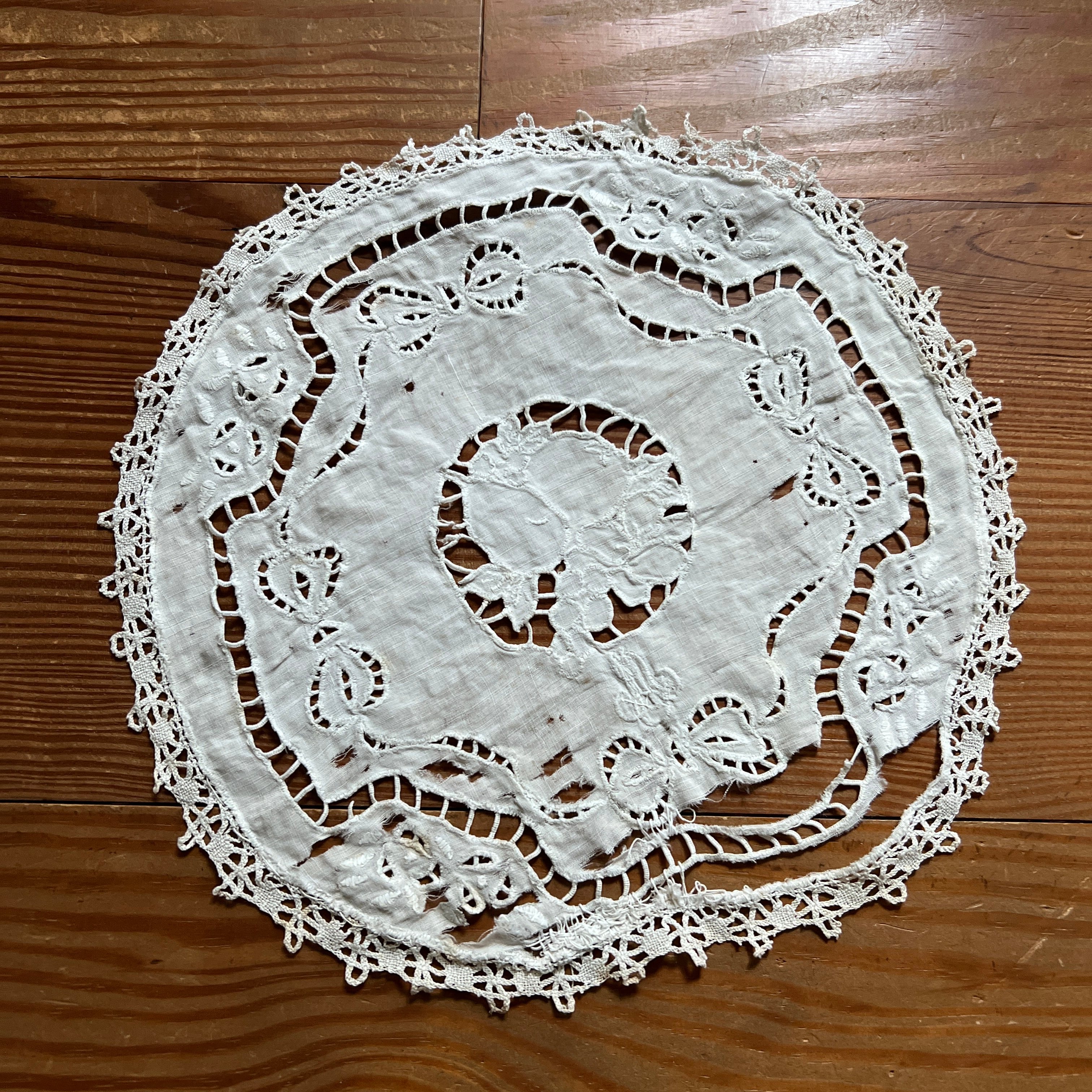 古いレース(F)ドイリー フランスアンティーク ヴィンテージ