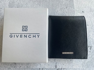 GIVENCHY ロゴシルバープレート 折財布 箱付き