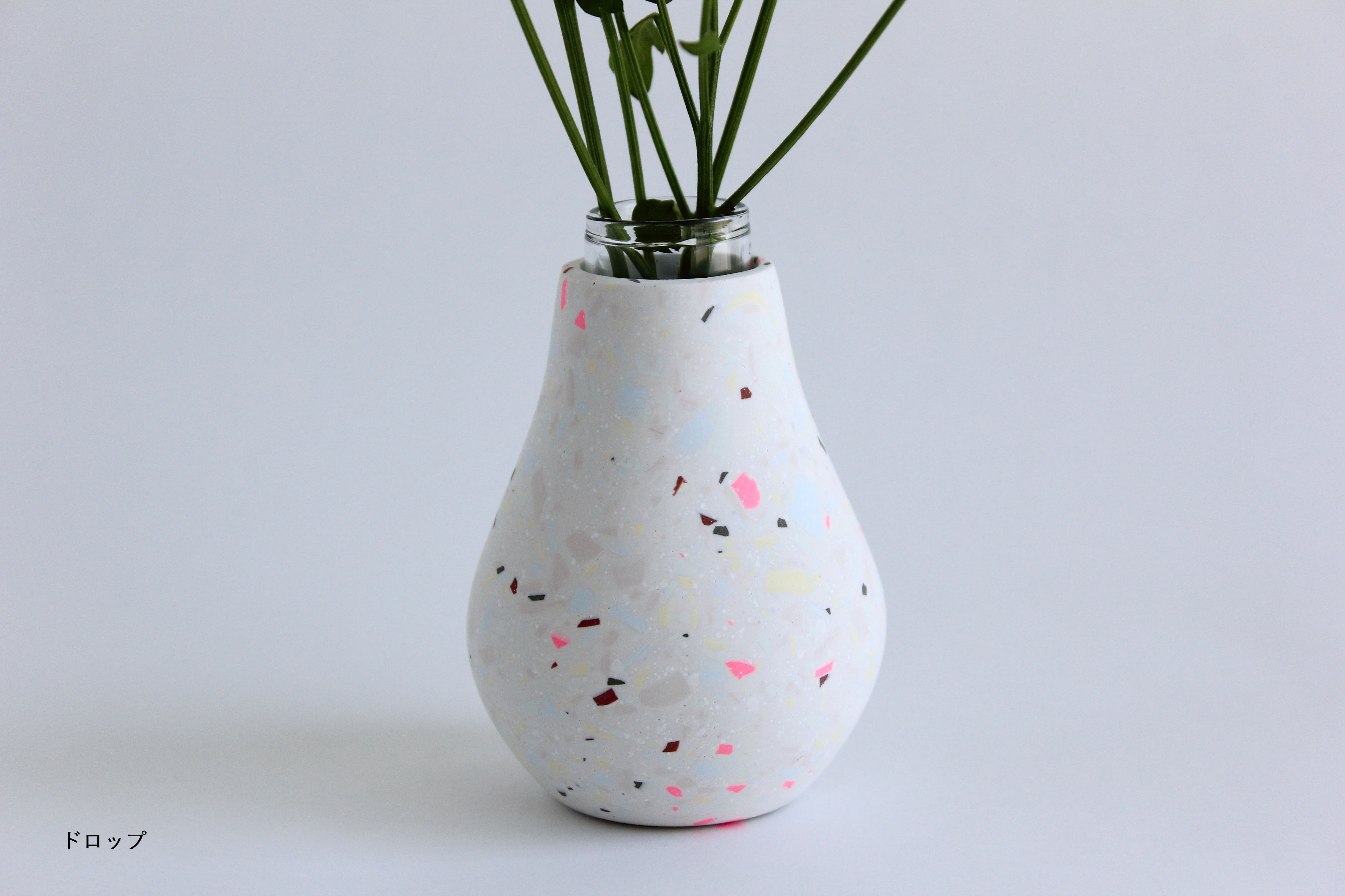 一輪挿し【ペールホワイト】サークル型・ドロップ型 | Risa Azuma