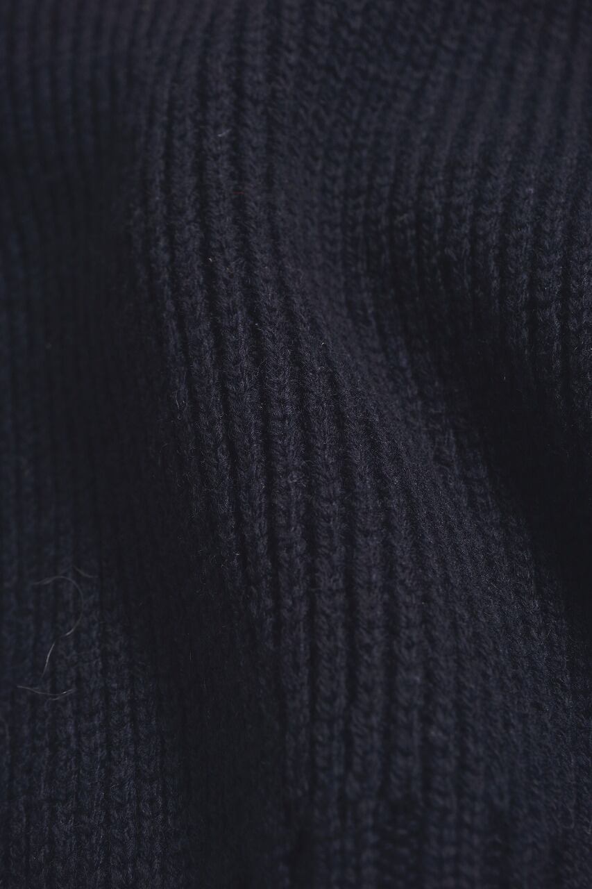 Hand Framed High Neck P/O　