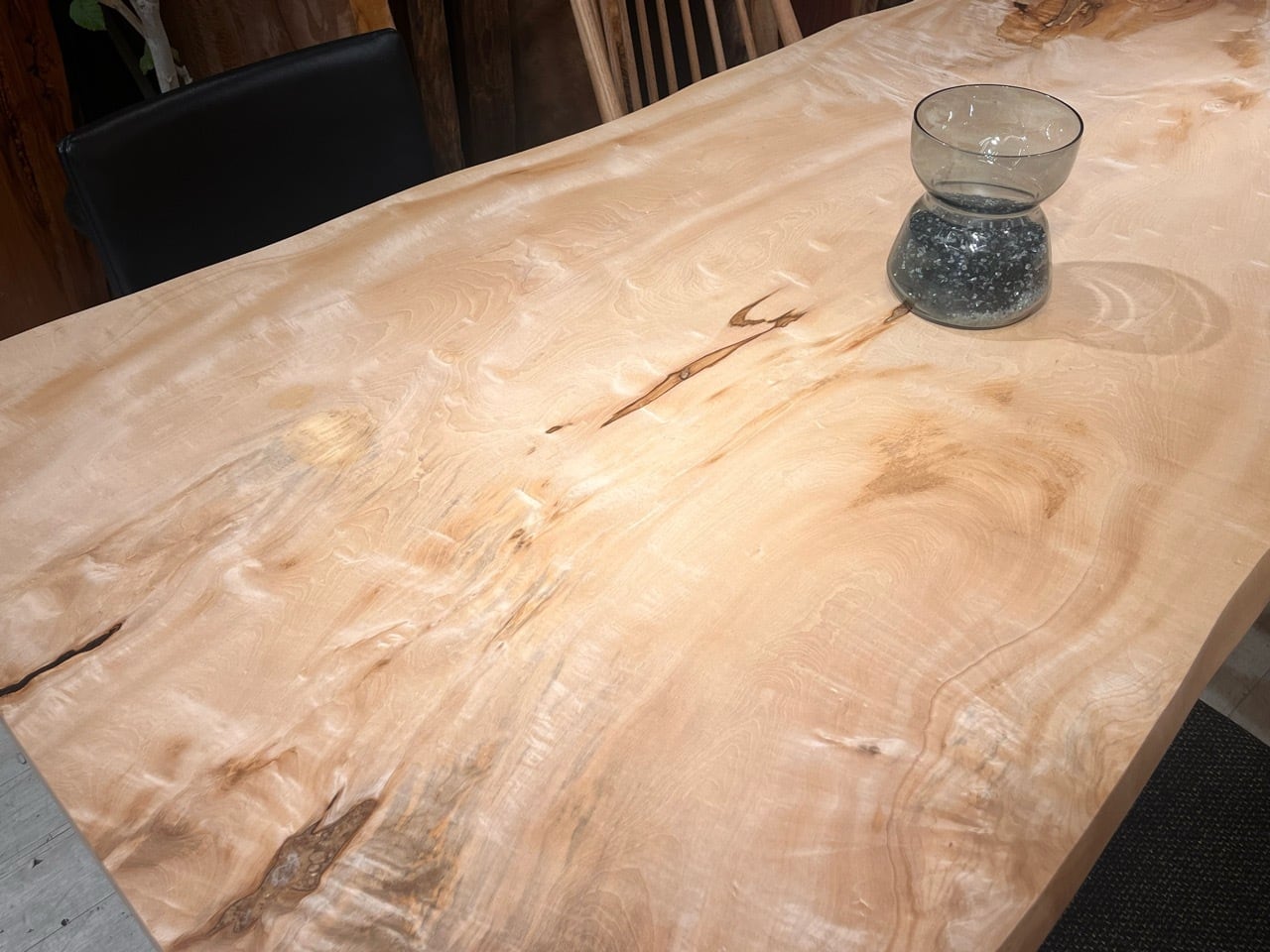 栃の木テーブル 栃（トチ）_1300×910-1090×54_浅草本店_テーブル天板/一枚板