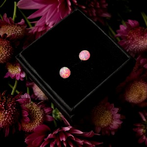 オパールのピアス