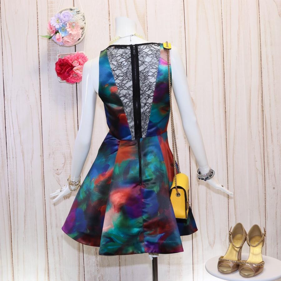 Alice+Olivia 総柄ワンピース M フレアワンピース マルチカラー