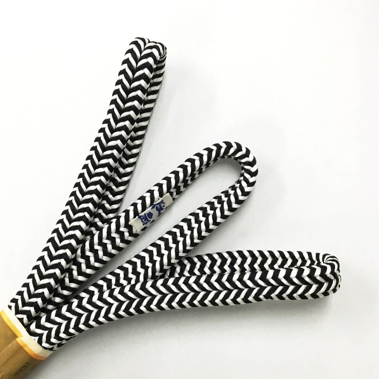 道明 帯締め 冠組 二色 白黒色【未着用品】 | かわの屋 道明 帯締め 冠組 二色 白黒色【未着用品】 | かわの屋