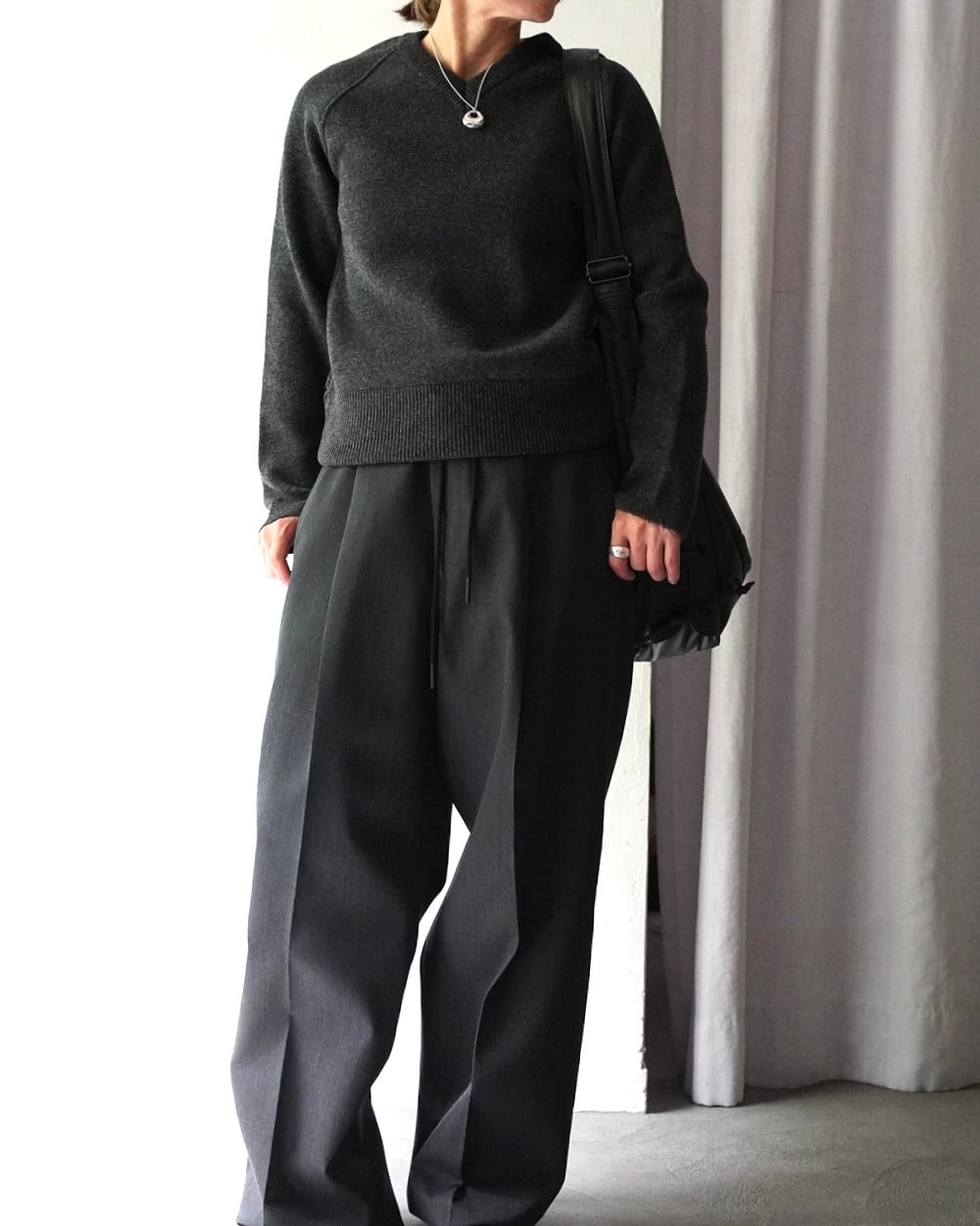 THE RERACS / BULKY WOOL/CASHMERE RAGLAN V NECK PULLOVER KNIT | LA