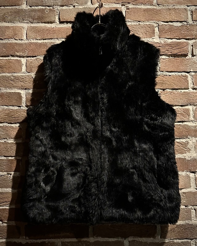 【Caka act3】“Reversible” Faux Fur × Poly Vintage Zip Up Vest