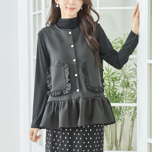 ベスト フリルデザイン プラムベストフリルポケット付き N32-094 amie studio M L フリー 大人可愛い ミセス fmsd 上品ミセスファッション 長袖カットソー風ベスト 体型カバー 大人スタイル 婦人服 レディース