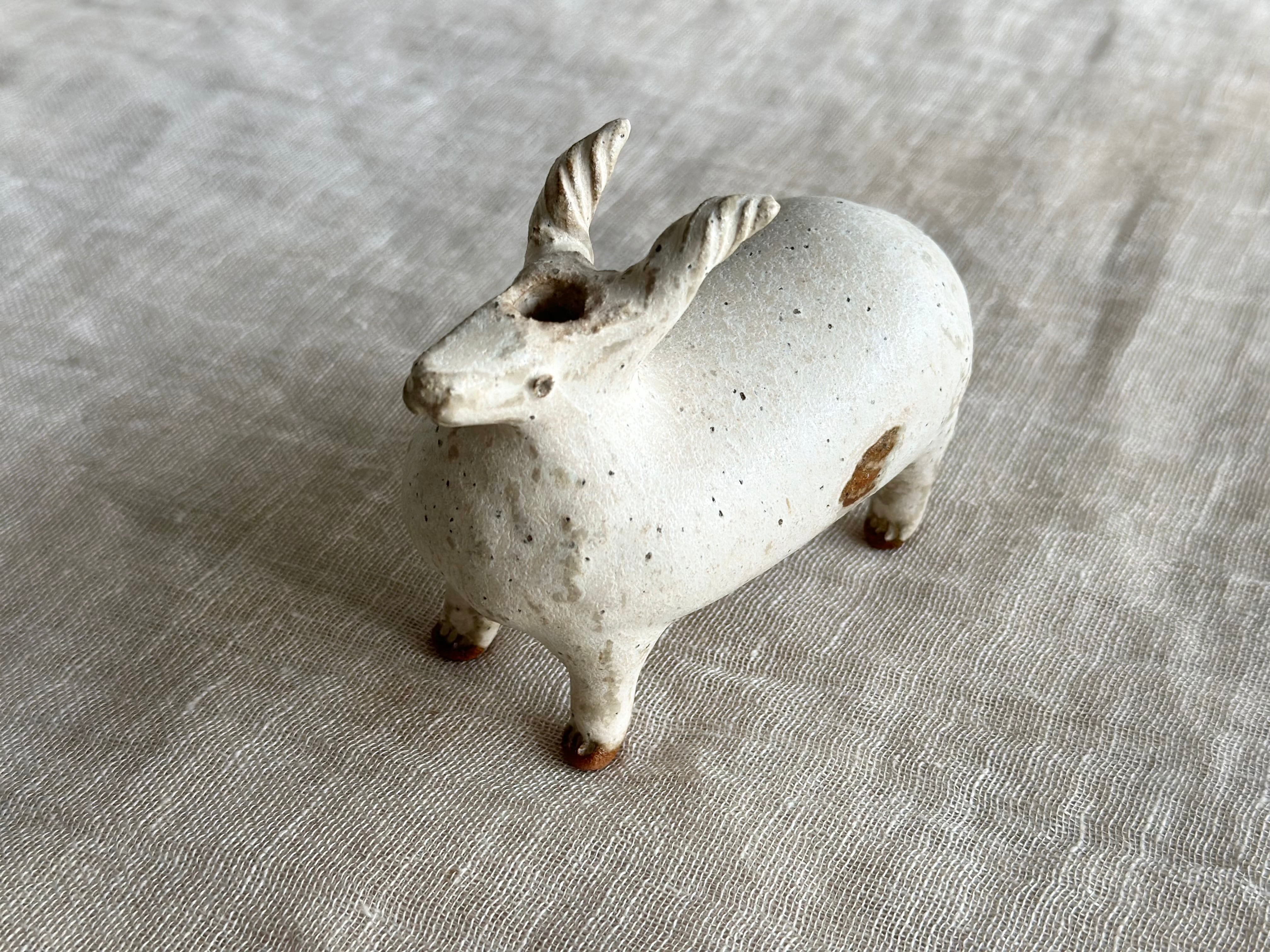 動物の花入(角)