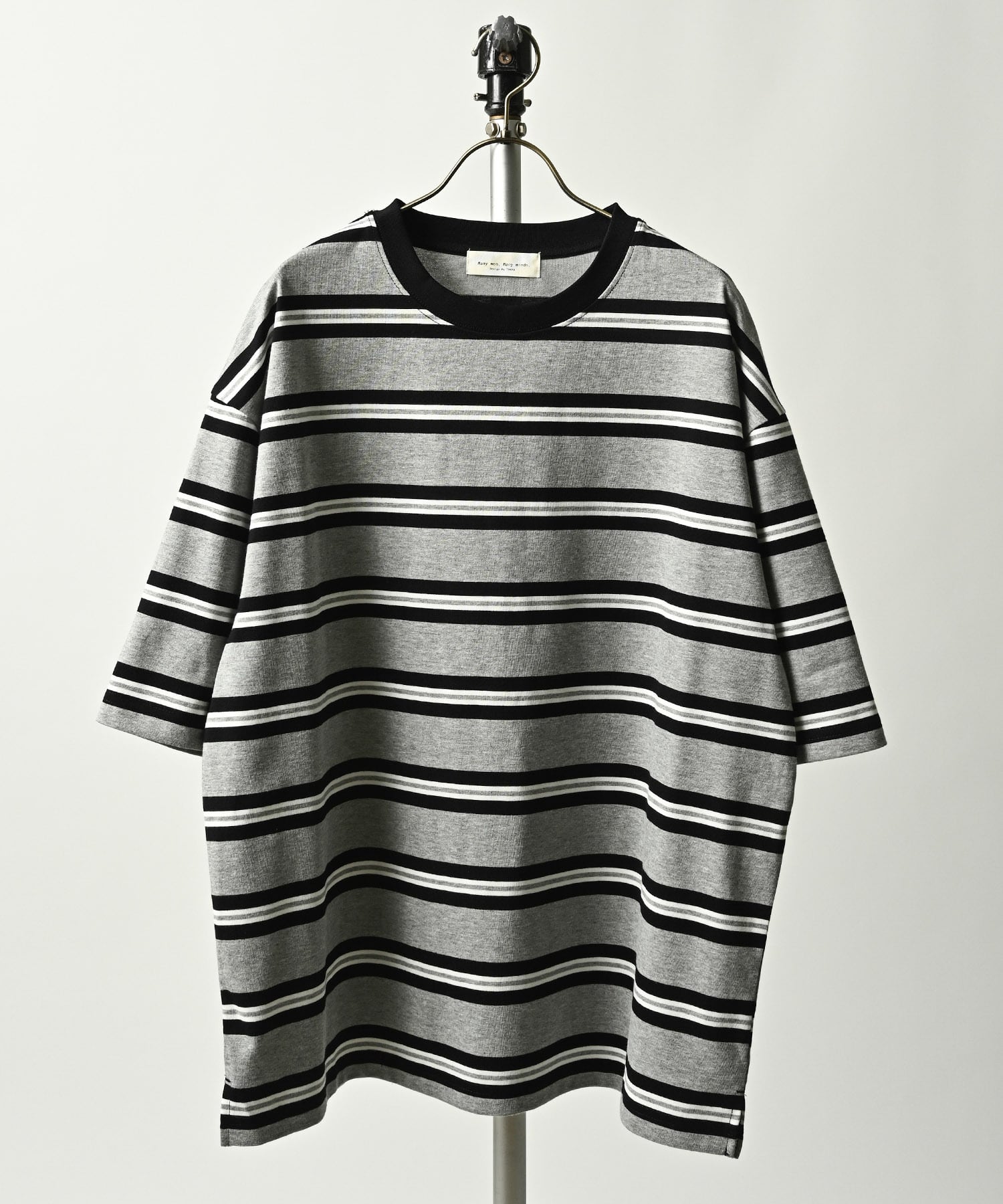 many men many mind multi border short-sleeved T-shirt (GRY/BLK) M2614040