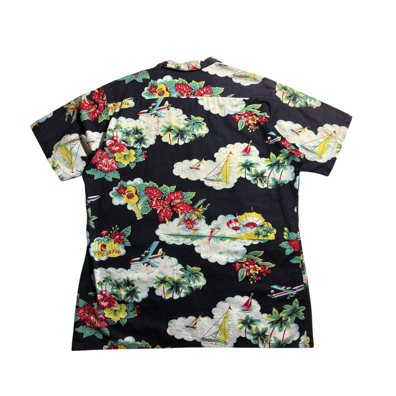 VAN HEUSEN black cotton hawaiian shirt