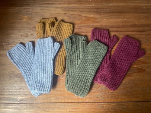 JOHNSTONS CASHMERE KNIT フィンガーレス手袋