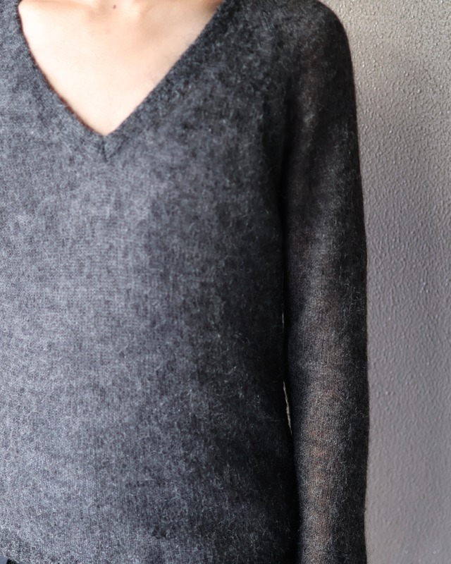 v neck sheer knit