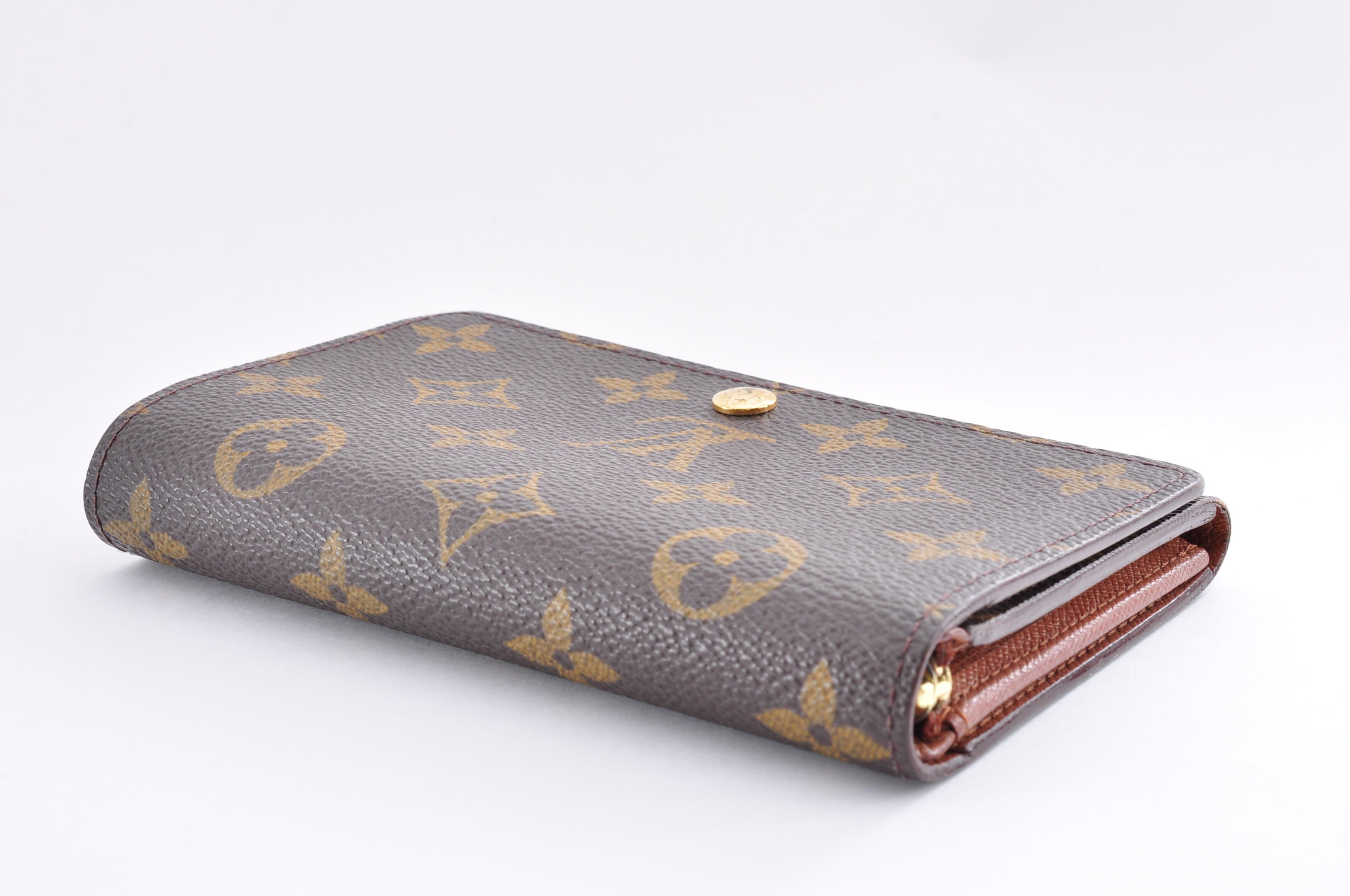 eBay出品 1225_2022 Louis Vuitton ルイヴィトン モノグラム ポルトモネビエトレゾール L字ファスナー二つ折り財布  M61730 CA1906 | enrichers powered by BASE