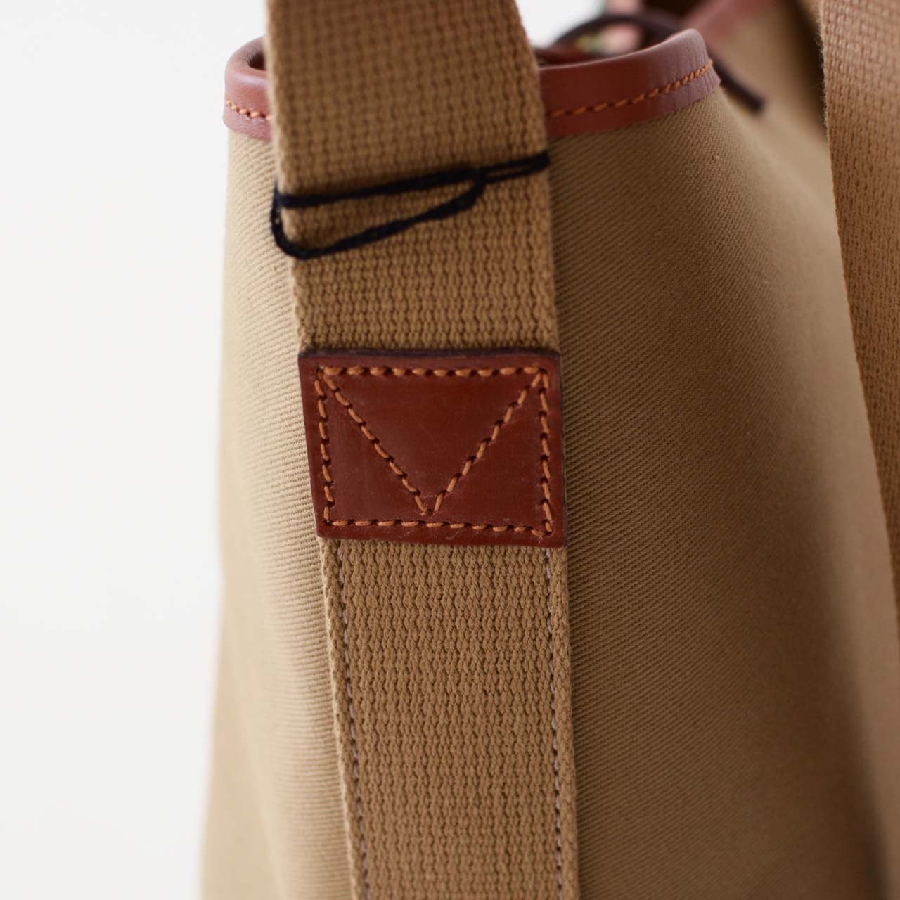 Brady [ブレディ] KINROSS MEDIUM [KINROSS MEDIUM] キンロス