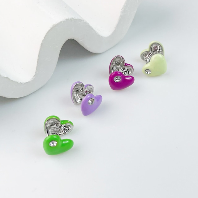 EC1002 -  Mini Heart Ear cuff