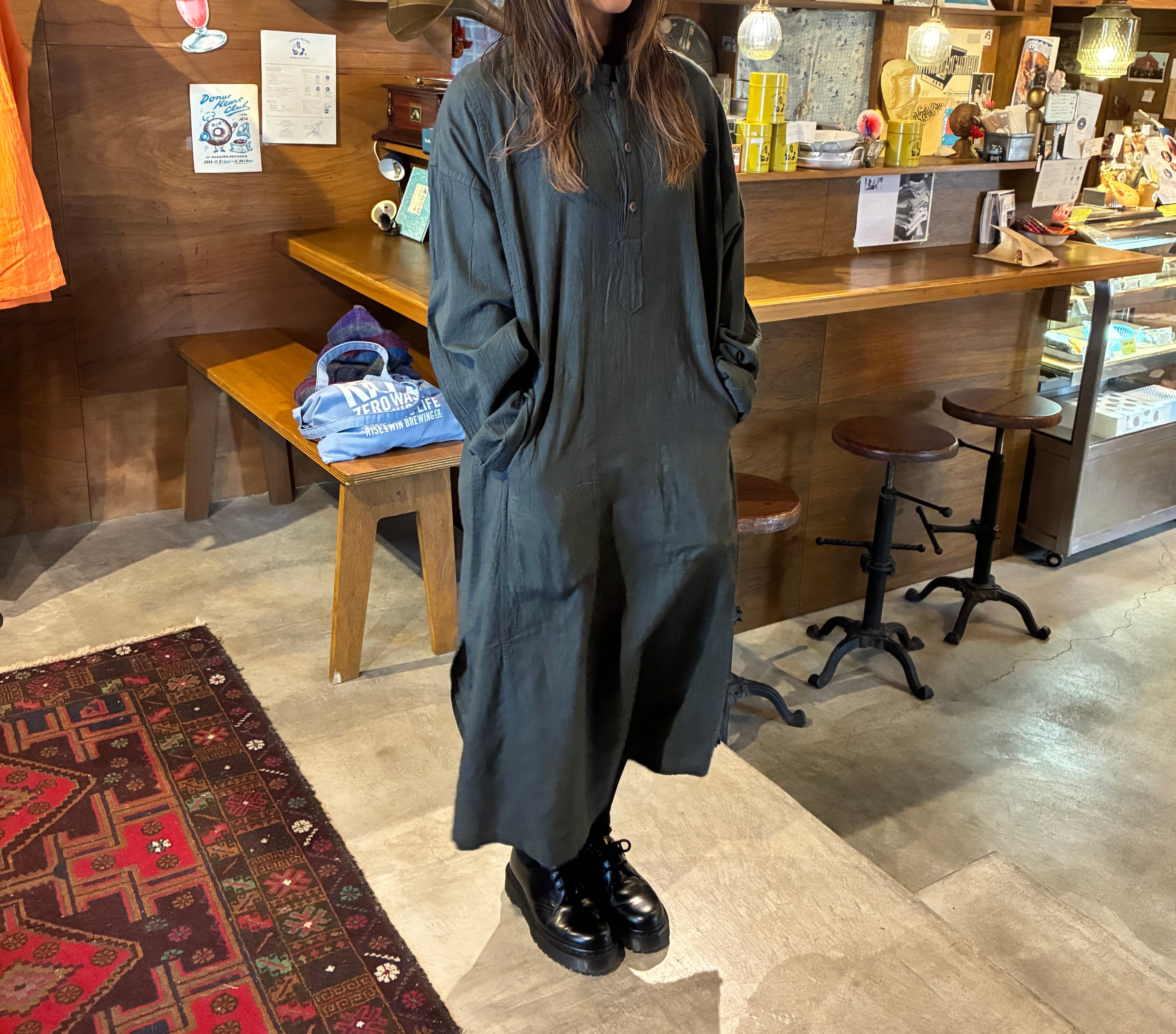 種類や説明必ずご確認ください。】ヂェン先生の日常着 シャツ