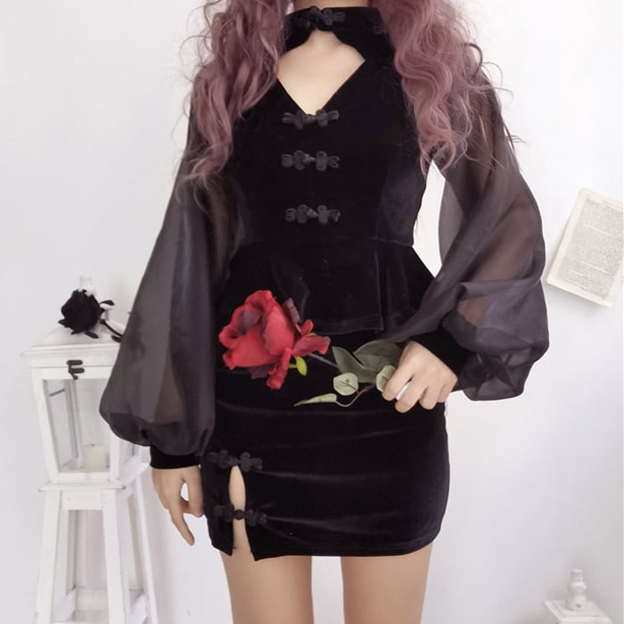 Witch chinese dress