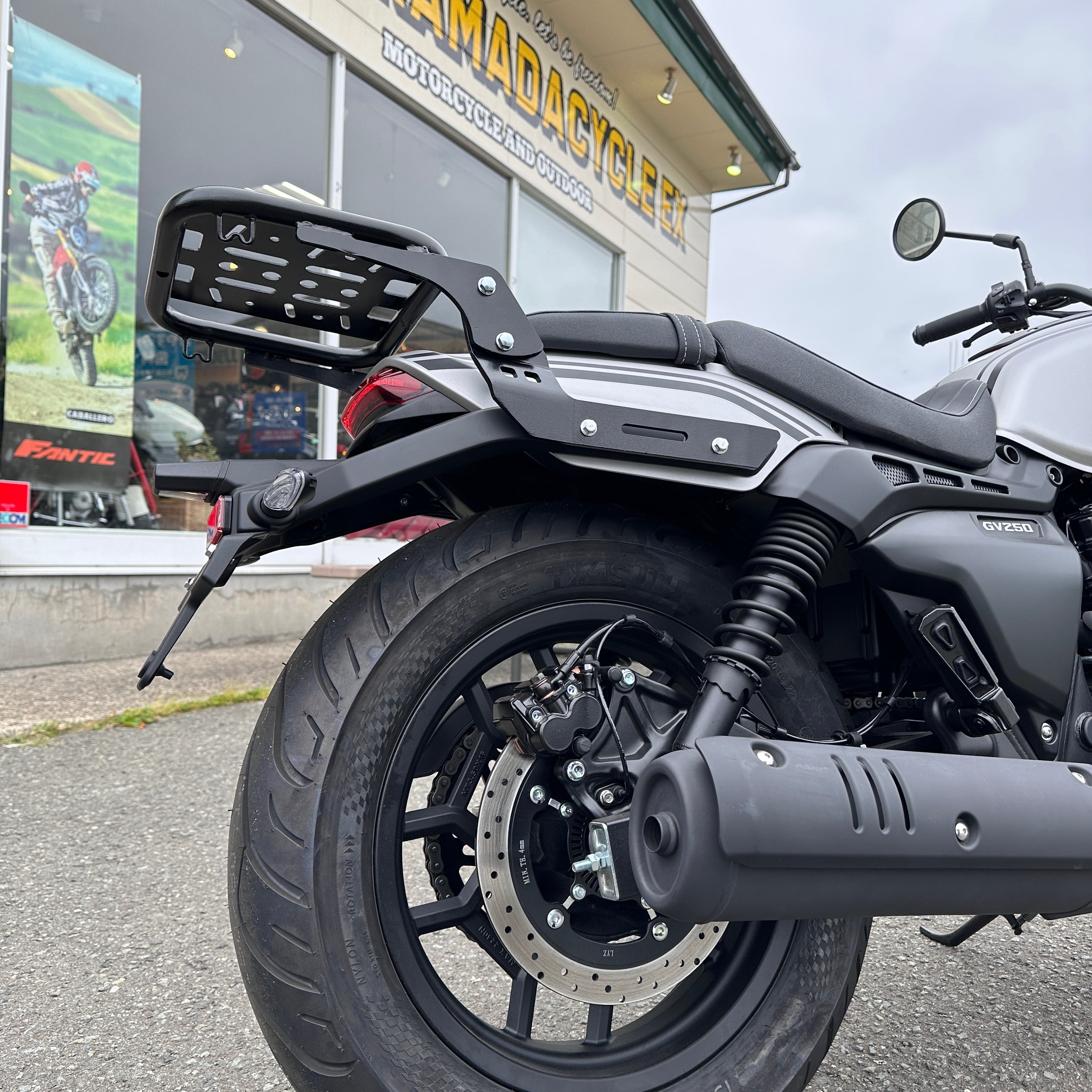 ヒョースン GV250DRA用 ラゲッジキャリア | KMDex ベストバイ