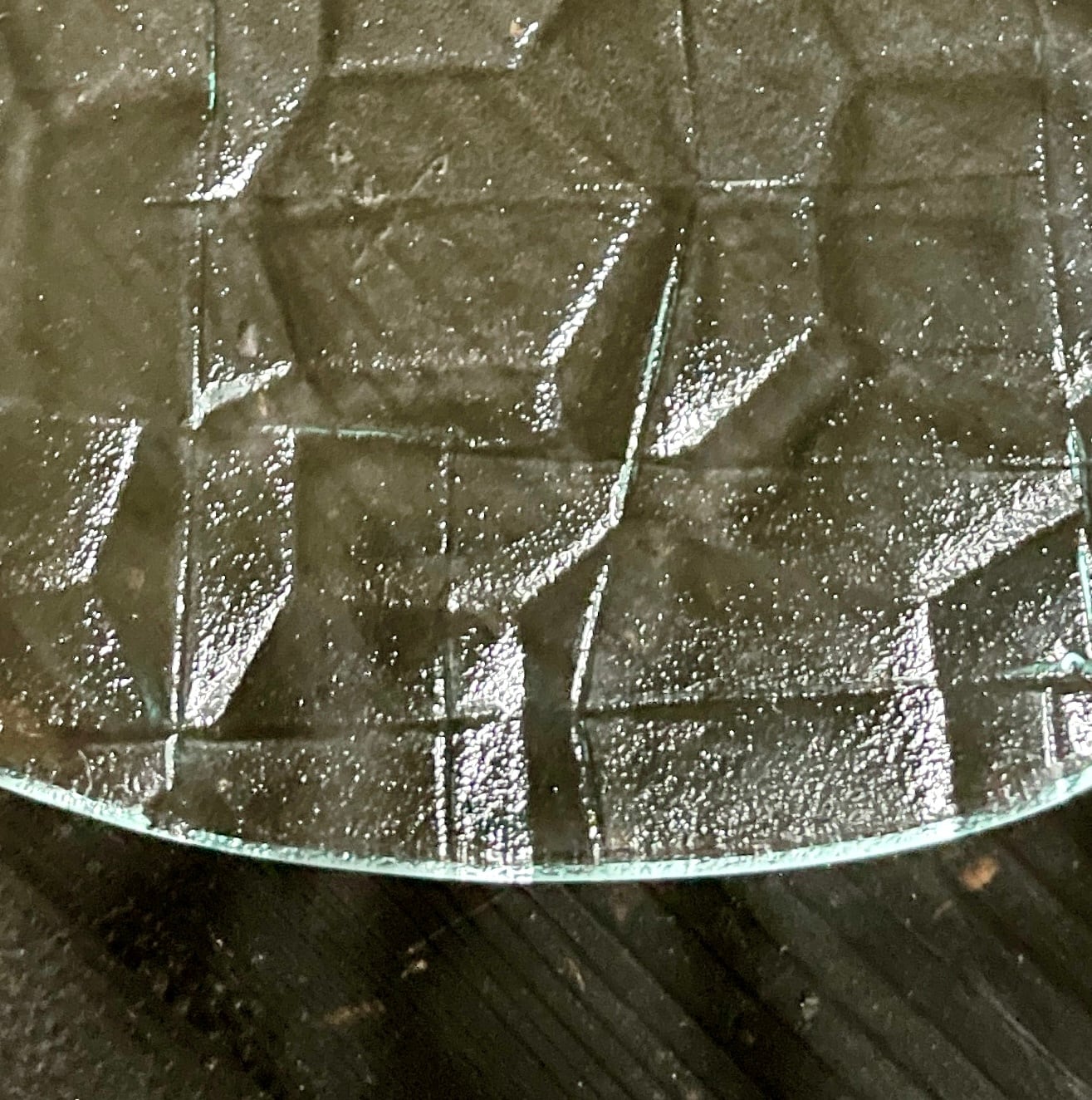 昭和型板ガラス「いわも」4mm厚 六角丸皿 大（Φ180mm） | 旭屋