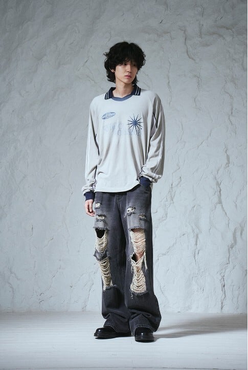 トレカ付き！☆CRAVITY ヒョンジュン 着用！！【TRAVEL】SPRAY WASHING