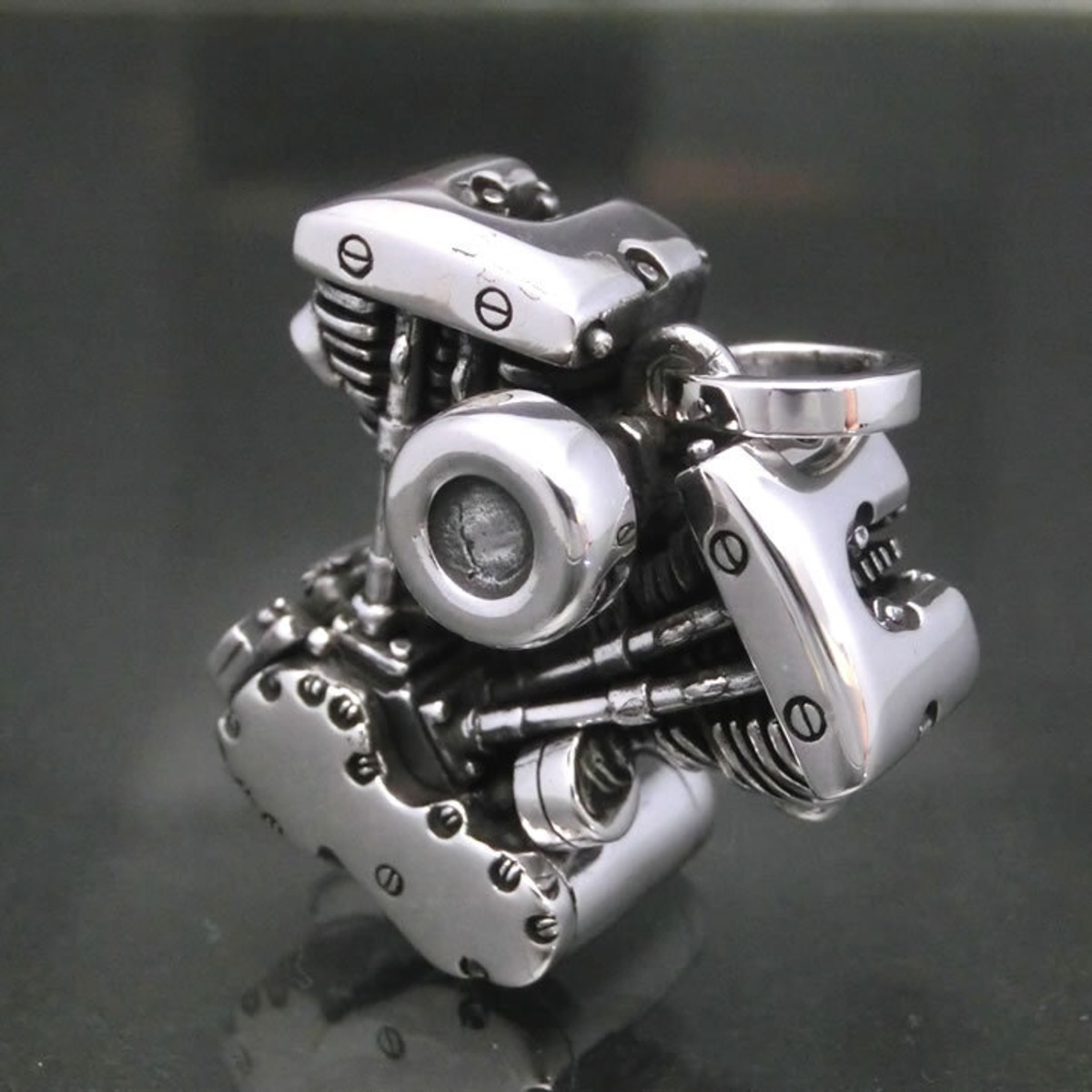 ペンダント】Vツインバイクエンジンペンダントトップ 銀製(シルバー925 